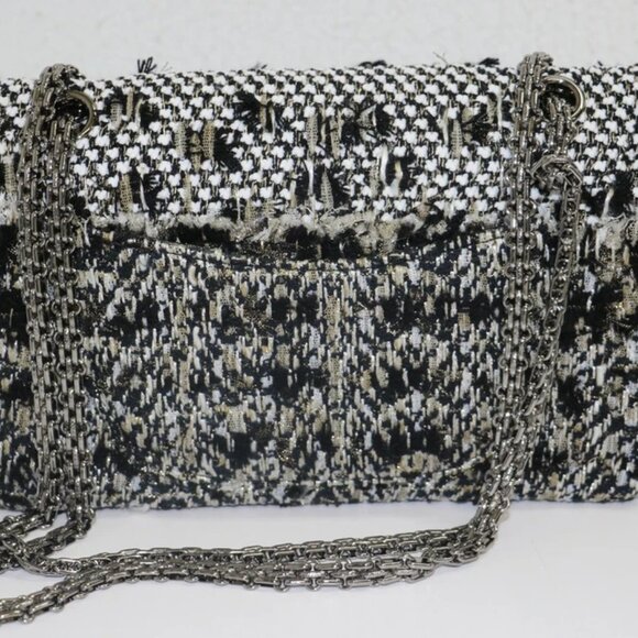 CHANEL Tweed 2.55 Reissue 225 Flap Black White & Gold - 17188158 - Picture 11 of 12